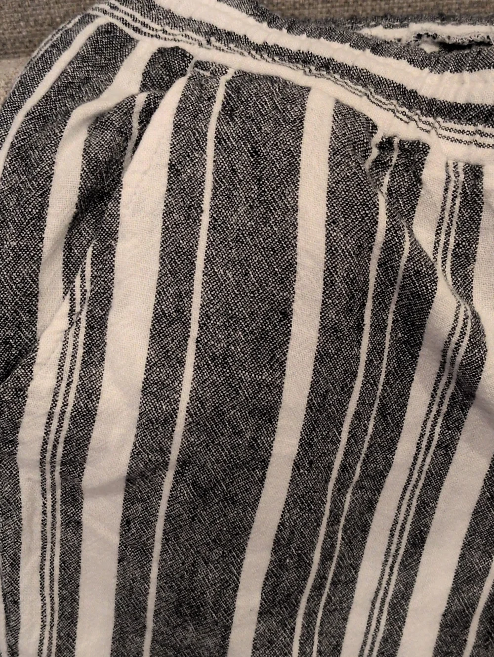 Ellen Tracy Charcy Gray & White Vertical Stripe Linen Blend Pant Large - Picture 3 of 11